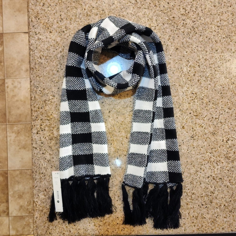New With Tags AQUA Scarf